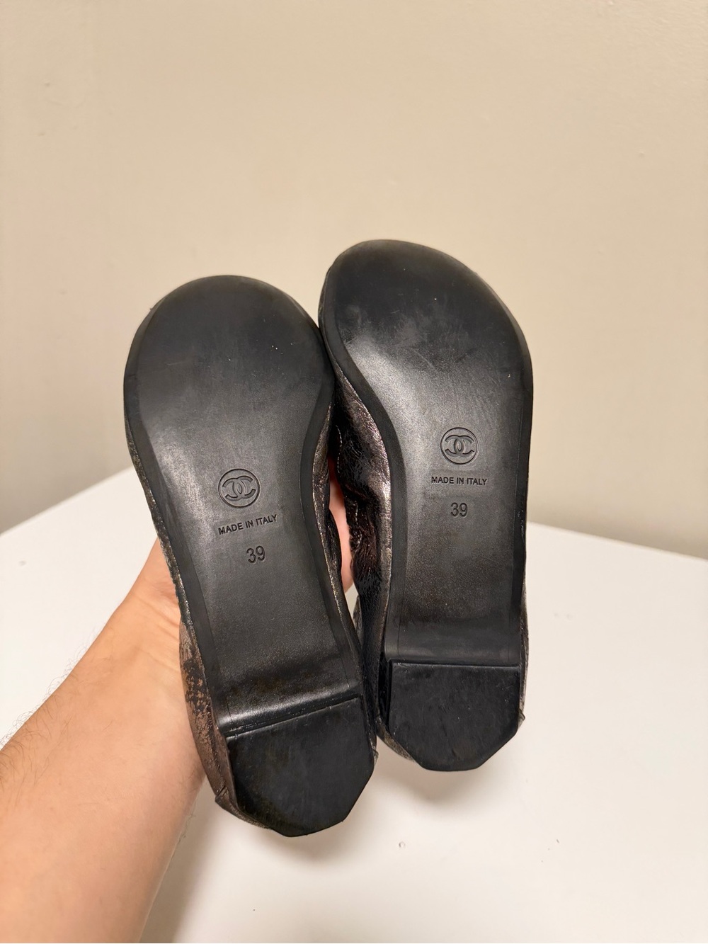 CHANEL Gray Elastic Leather Black Leather Cap Toe Flat Ballet Shoe EU 39 US 8.5 - Picture 9 of 14